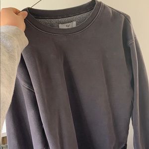 aritzia oversized crew